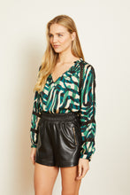 Load image into Gallery viewer, Stella Rythmic Zebra Top
