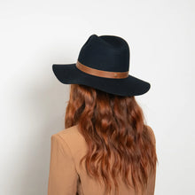 Load image into Gallery viewer, Lux Felt Fedora
