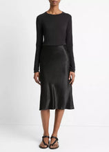 Load image into Gallery viewer, Essential Long Sleeve Crew
