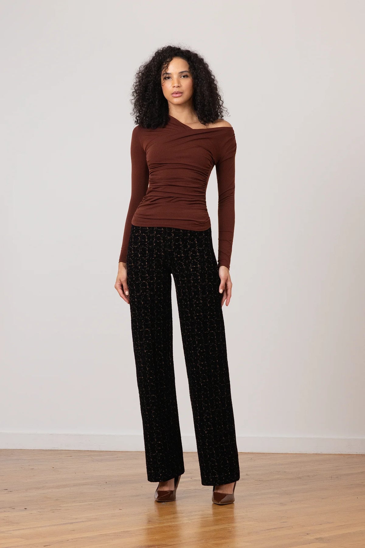 Flavia Velvet Touch Bronze