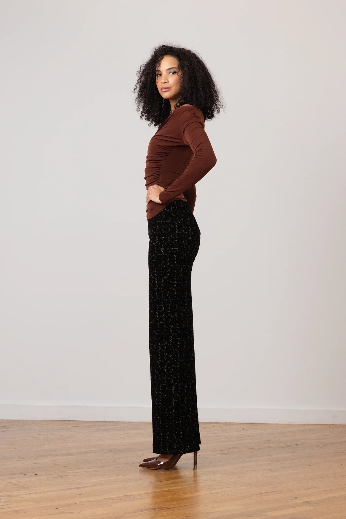 Flavia Velvet Touch Bronze