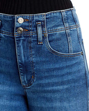 Load image into Gallery viewer, The Seamed Wide Trouser Crop
