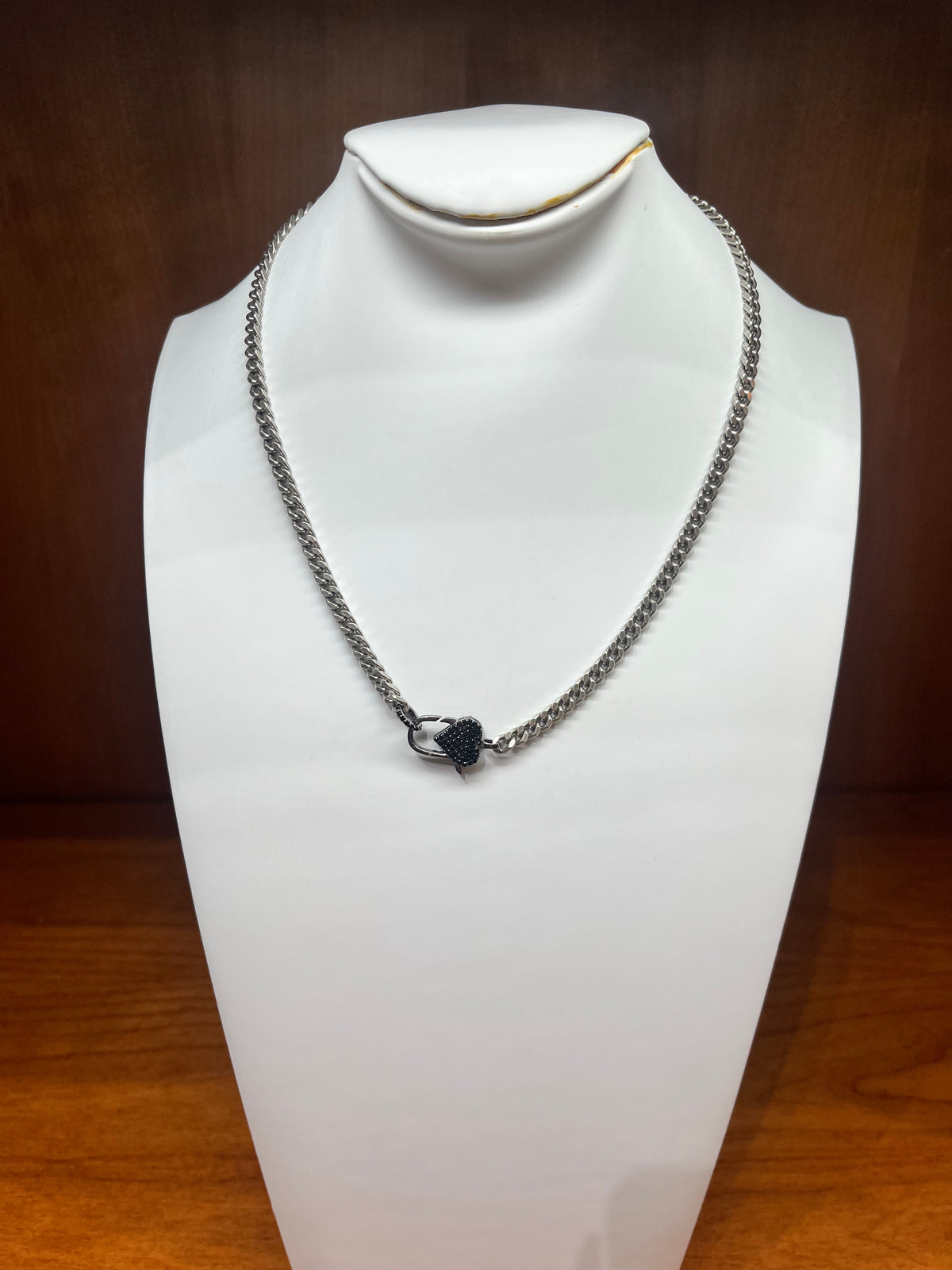 Rhowon Necklace