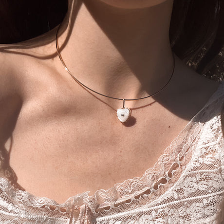 Isabel Charm