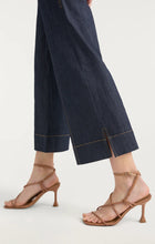 Load image into Gallery viewer, Benji Jeans
