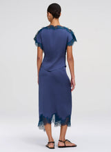 Load image into Gallery viewer, Luna Satin and Lace Top
