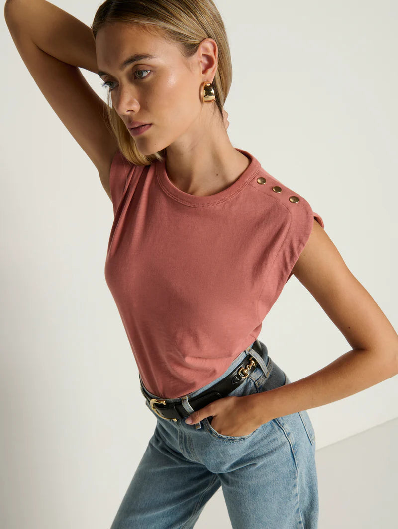Michaela Tee