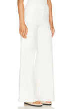 Load image into Gallery viewer, Undercover Cargo Sneak
