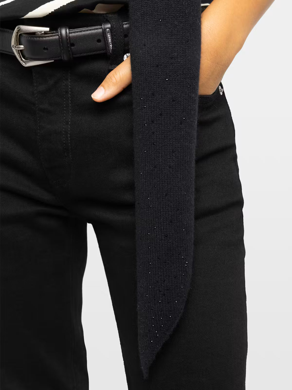 Lucy Thin Scarf