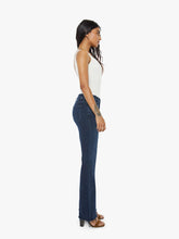 Load image into Gallery viewer, Lil Weekender Fray Jeans
