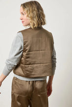 Load image into Gallery viewer, Satin Quilted Vest
