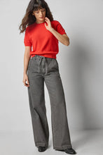 Load image into Gallery viewer, Textured Sleeve Sweater
