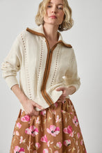 Load image into Gallery viewer, Contrast Collar Zip Cardigan
