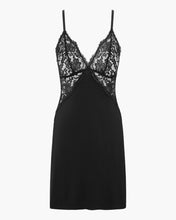 Load image into Gallery viewer, Pret A Porter Italian Nightie
