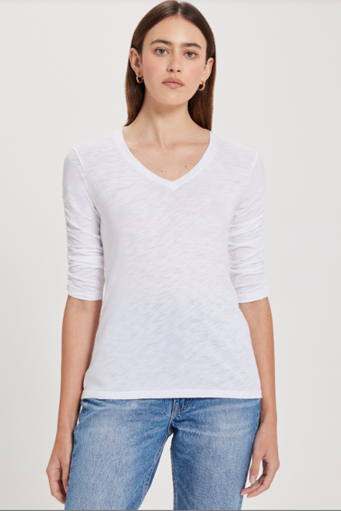 Joni Tee V-Neck