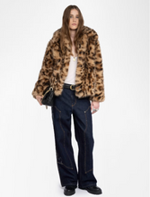 Load image into Gallery viewer, Finito Faux Fur Coat
