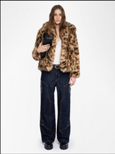 Load image into Gallery viewer, Finito Faux Fur Coat
