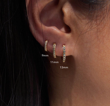 Load image into Gallery viewer, Plain Huggies
