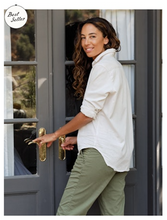 Load image into Gallery viewer, Eileen Famous Denim Button up
