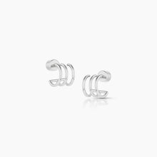 Load image into Gallery viewer, Quinn Hoop Earrings
