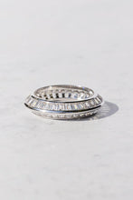 Load image into Gallery viewer, Razor Edge Ring
