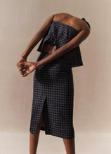 Load image into Gallery viewer, Trellis Plaid Pencil Skirt
