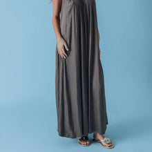 Load image into Gallery viewer, Valentina Sandal

