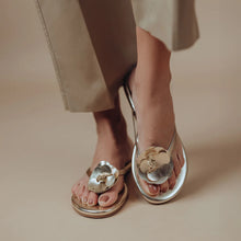 Load image into Gallery viewer, Valentina Sandal
