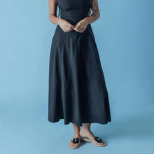 Load image into Gallery viewer, Valentina Sandals
