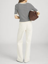 Load image into Gallery viewer, The Cruise Sweater
