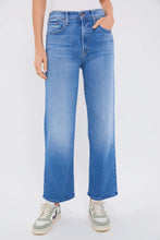 Load image into Gallery viewer, Rambler Zip Flood Read Between The Lines
