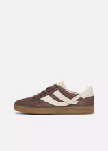Load image into Gallery viewer, Oasis Suede &amp; Leather Sneaker
