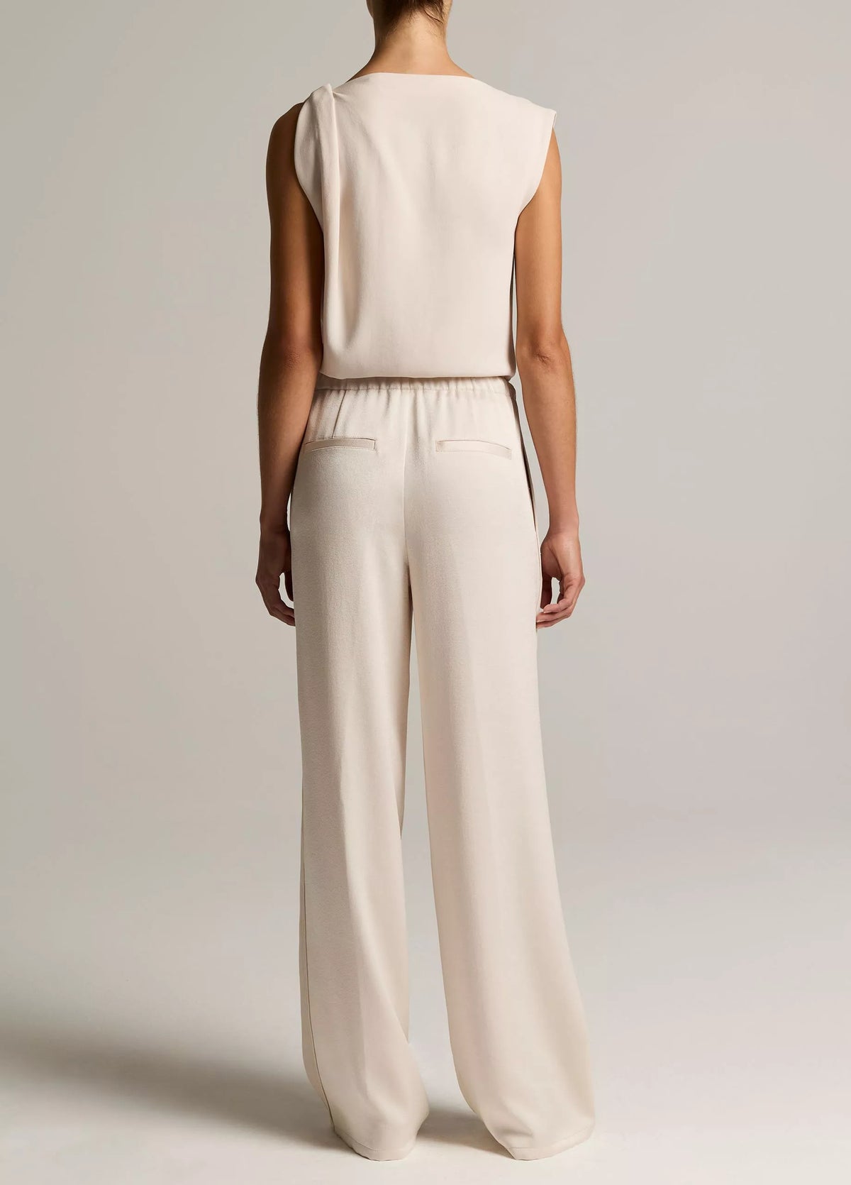 Mid-Rise Shine Crepe Pull-On Pant