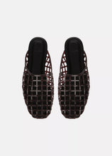 Load image into Gallery viewer, Barcelona Jelly Sandals
