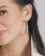 Load and play video in Gallery viewer, Ashley Infinity Reversible Hoop 2'
