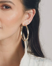 Load and play video in Gallery viewer, Ashley Infinity Reversible Hoop 2'
