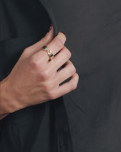 Load and play video in Gallery viewer, Ashley Smooth Lock Ring
