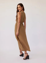 Load image into Gallery viewer, Sleeveless Belted Maxi Dress
